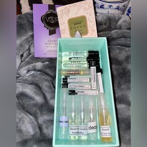 Lot of perfume samples